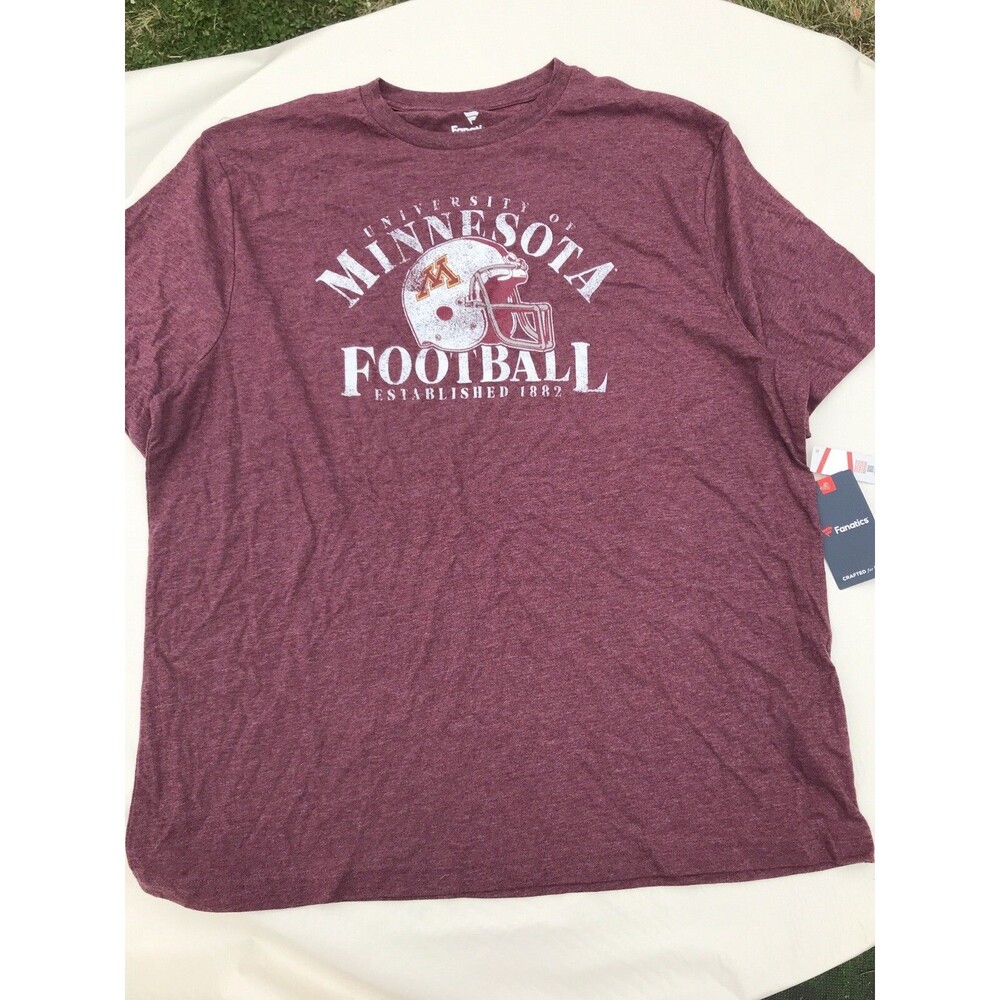 Minnesota Football Shirt Mens 2XL Short Sleeve Crew Neck Front Graphic